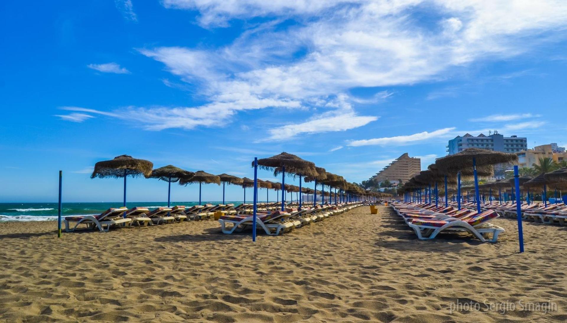 714 Iris Apartamento - Vista Al Mar - Cerca De Tren, Restaurantes, Tiendas - Playa A 10 Min Caminando Benalmádena Exterior foto